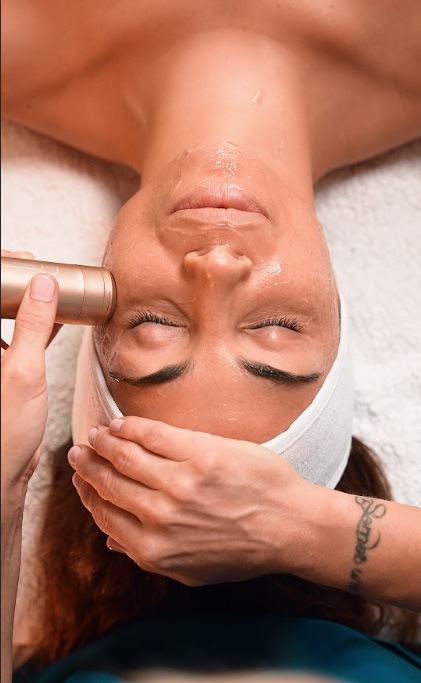 Tratamiento de estética facial en Espai Vital